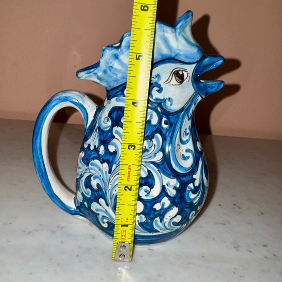 Caltagirone Traditional Ceramic Rooster Jug in Blue and White Scrolled Design - Picture 10 of 10
